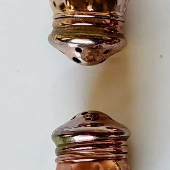 LEONARD Salt or Pepper Shakers Vintage Sig… - Picture 4 of 7